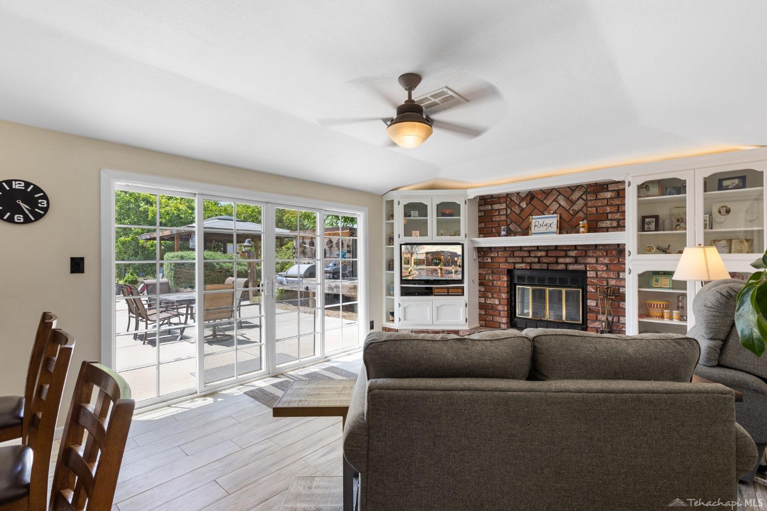 21750 Verde Street Tehachapi, CA 93561 - Photo 11 of 37 Gallery Image 11