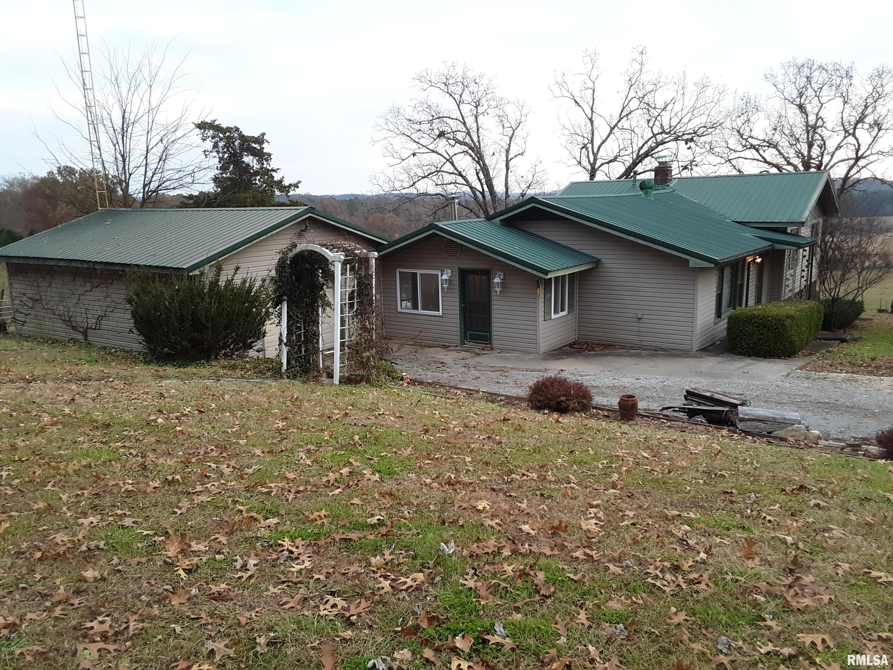 928 Bassett Road Elizabethtown, IL 62931 - Photo 3 of 21 Gallery Image 3