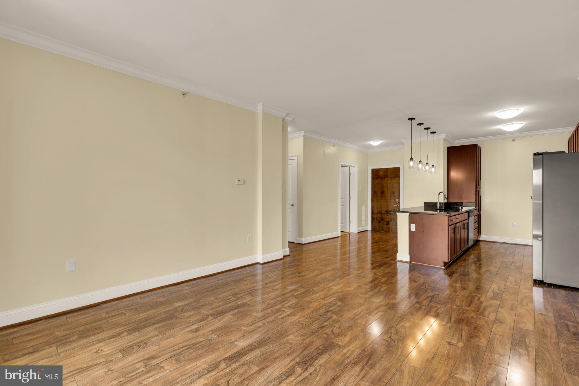 6301 Edsall Road, Unit 507 Alexandria, VA 22312 - Photo 11 of 40 Huge Living Space