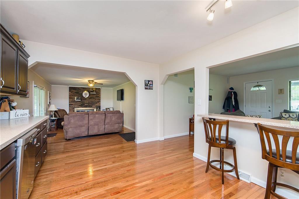 7535 Combs Road Indianapolis, IN 46237 - Photo 9 of 22 Gallery Image 9