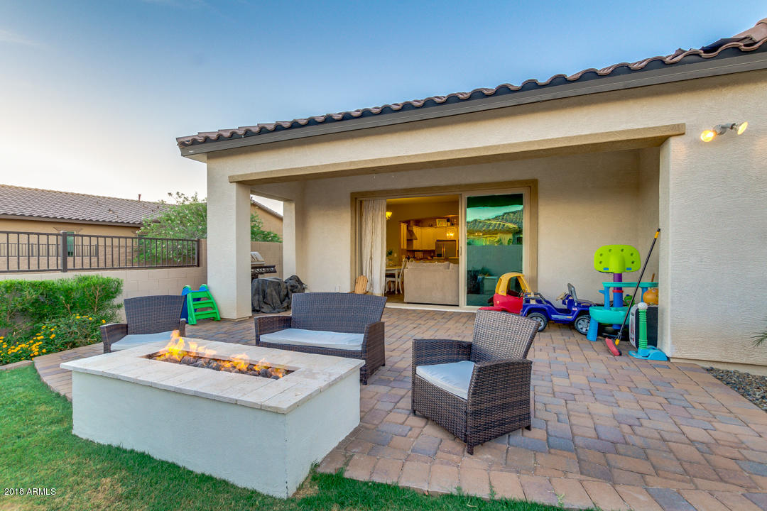 3911 East Rakestraw Lane Gilbert, AZ 85298 - Photo 38 of 42 39-Rakestaw