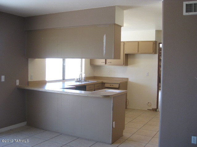 7840 North Rasmussen Avenue Tucson, AZ 85741 - Photo 16 of 29