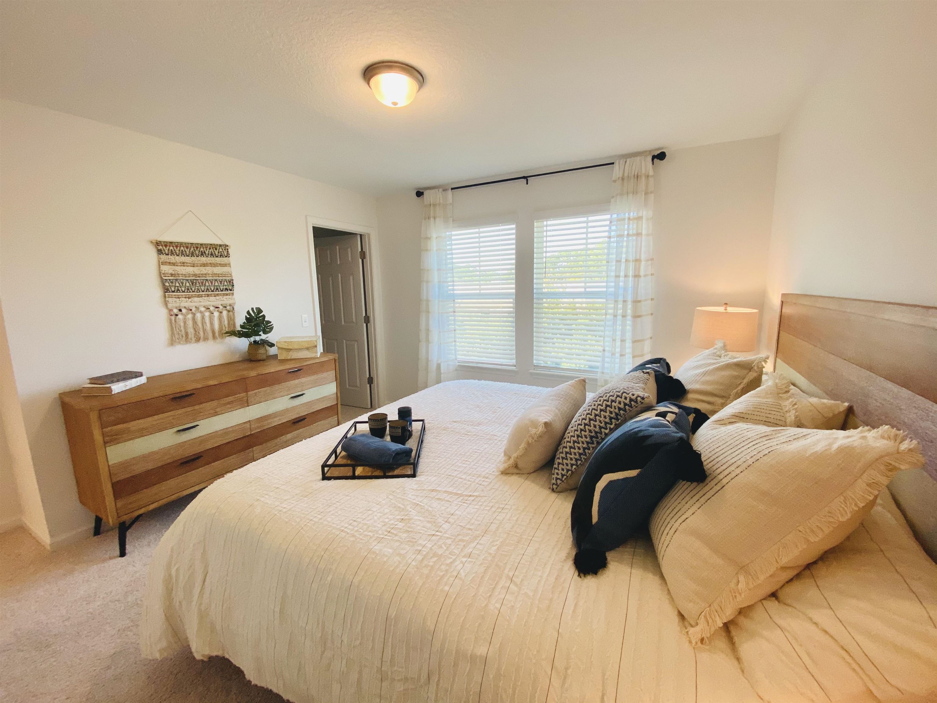 58 Ridge Lake Rd Street St. Augustine, FL 32086 - Photo 18 of 23 a bedroom with two bed and a large window