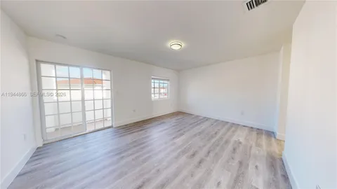 $298,000 | 618 Southwest 2nd Place, Unit 1060, Florida City, FL 33034