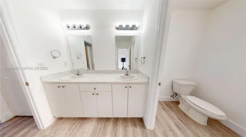 $298,000 | 618 Southwest 2nd Place, Unit 1060, Florida City, FL 33034