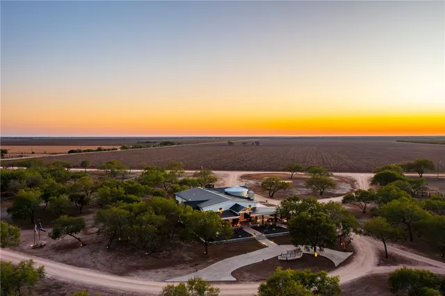 $2,200,000 | 5133 County Road 95, Robstown, TX 78380