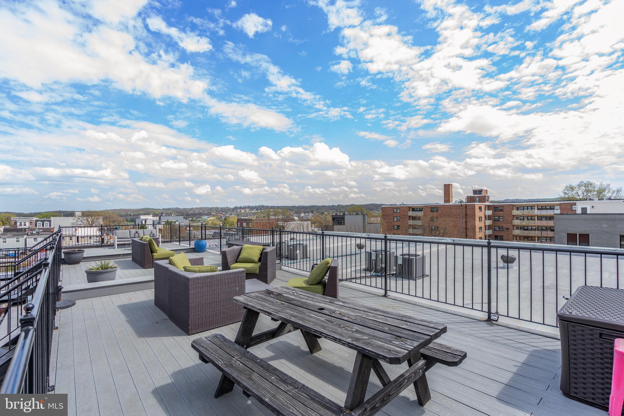 1402 K Street Southeast, Unit 2 Washington, DC 20003 - Photo 28 of 32 a view of a terrace with seating space