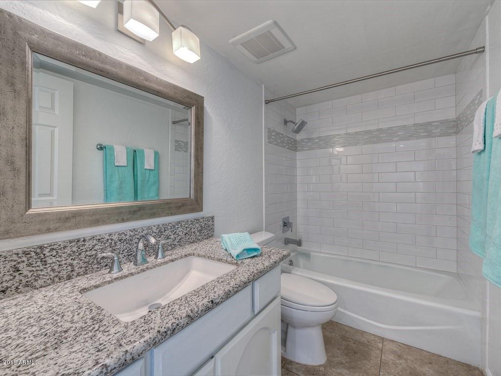 4434 East Camelback Road, Unit 126 Phoenix, AZ 85018 - Photo 18 of 36 018_Second Bathroom