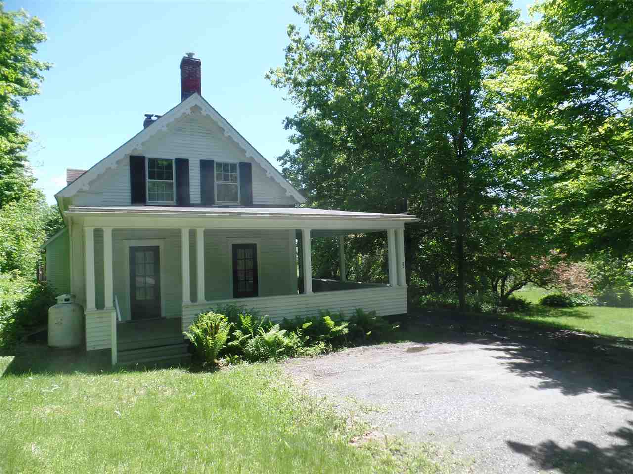 32 West County Road Calais, VT 05648 - Photo 4 of 37