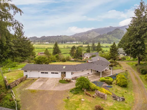 $749,000 | 6550 Curl Road, Tillamook, OR 97141