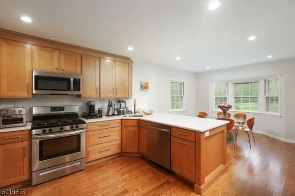 $6,200 | 18 Skyline Drive, Warren, NJ 07059