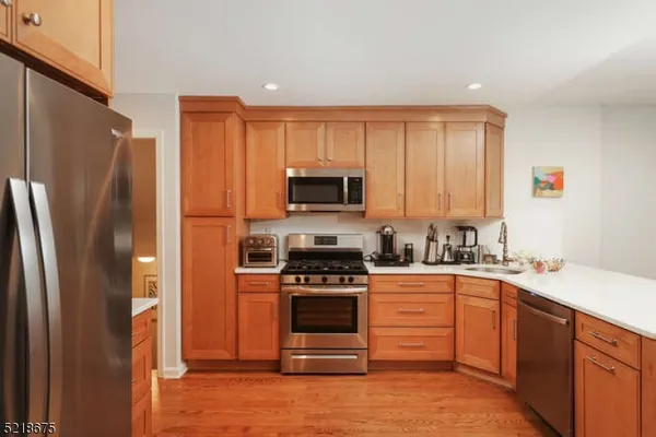 $6,200 | 18 Skyline Drive, Warren, NJ 07059