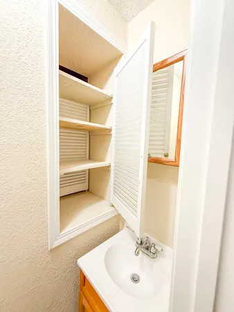 $136,000 | 1516 Elisha Street, Danville, IL 61832