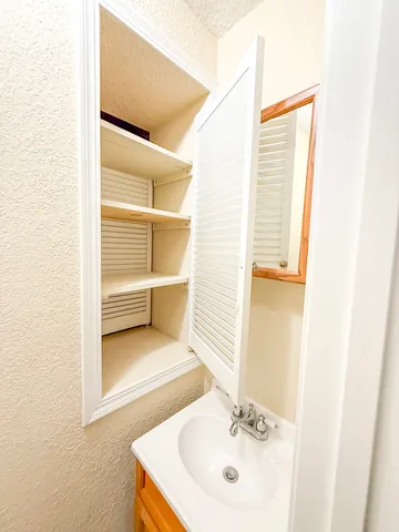 $136,000 | 1516 Elisha Street, Danville, IL 61832