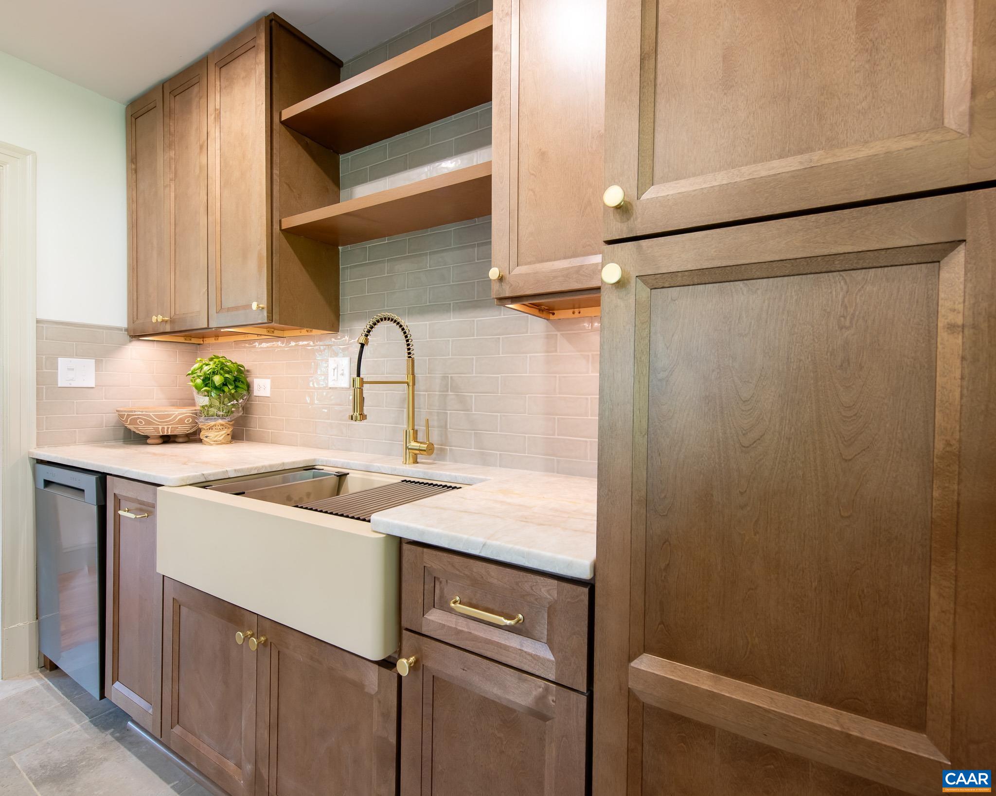 1515 Amherst Street Charlottesville, VA 22903 - Photo 12 of 36