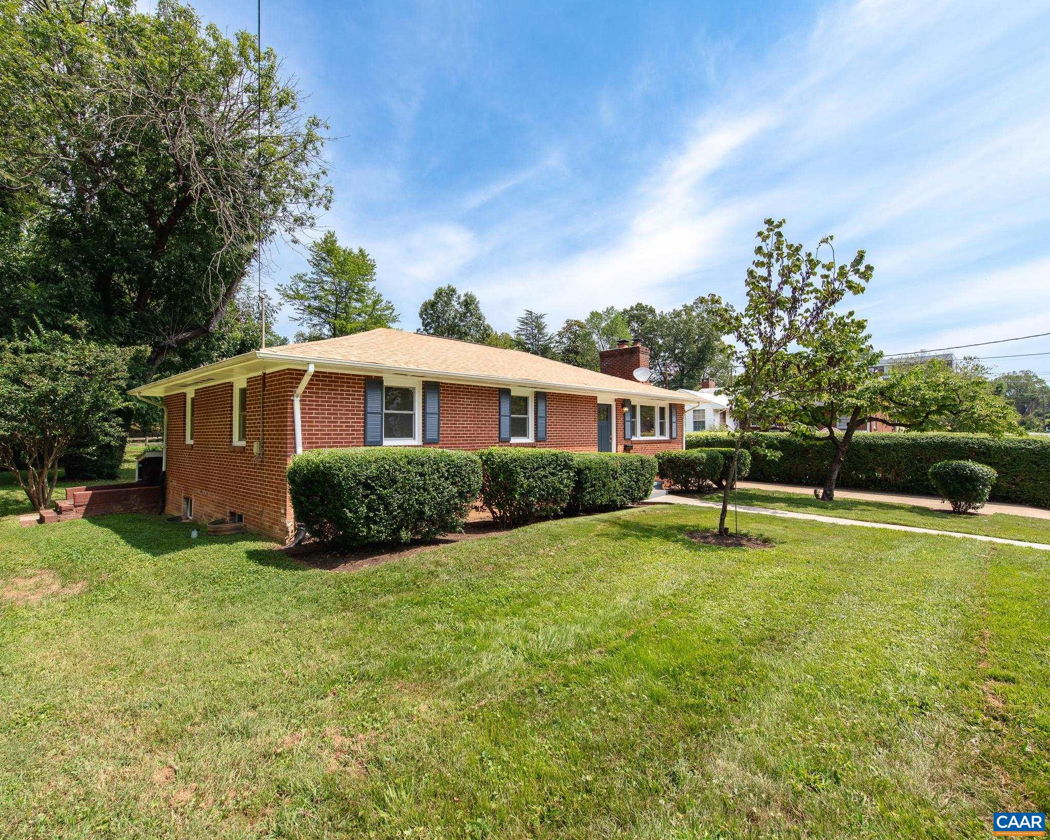 1515 Amherst Street Charlottesville, VA 22903 - Photo 7 of 36