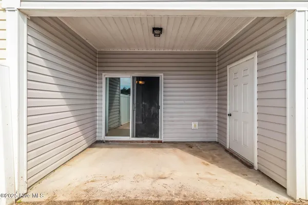 $215,000 | 104 Justice Farm Drive, Sneads Ferry, NC 28460