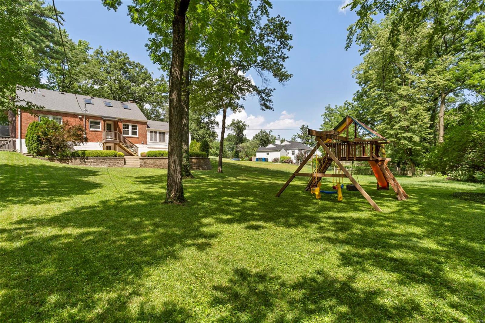 8 Hillard Road Glendale, MO 63122 - Photo 22 of 23 Gallery Image 22