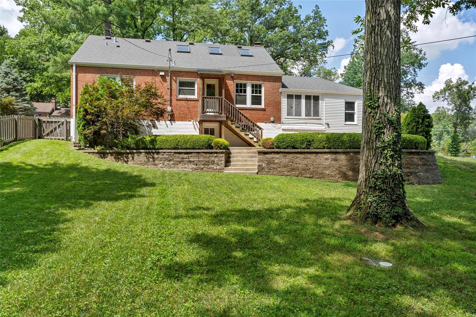 8 Hillard Road Glendale, MO 63122 - Photo 23 of 23 Gallery Image 23