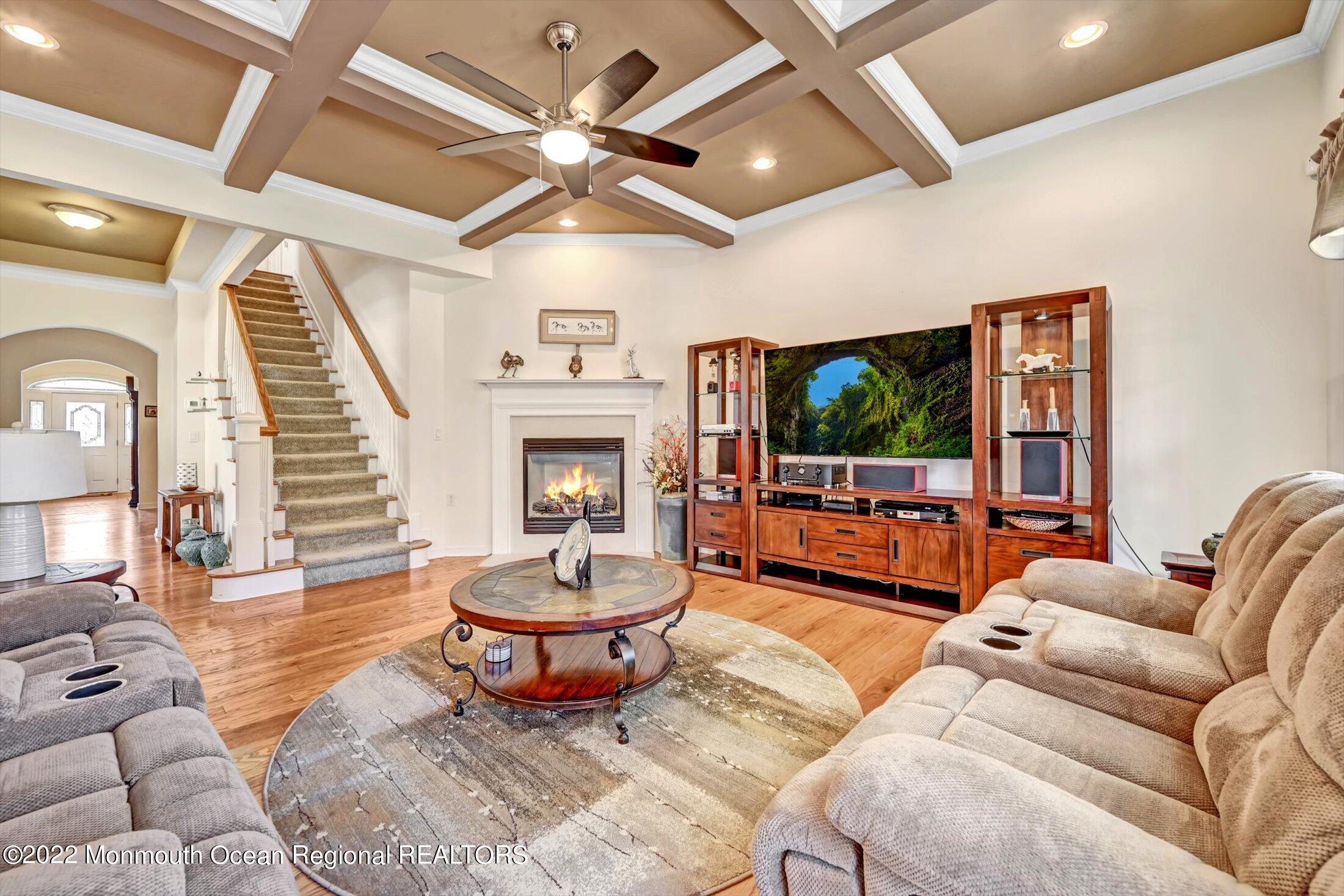 20 East Francesa Court Farmingdale, NJ 07727 - Photo 13 of 78 Family Room