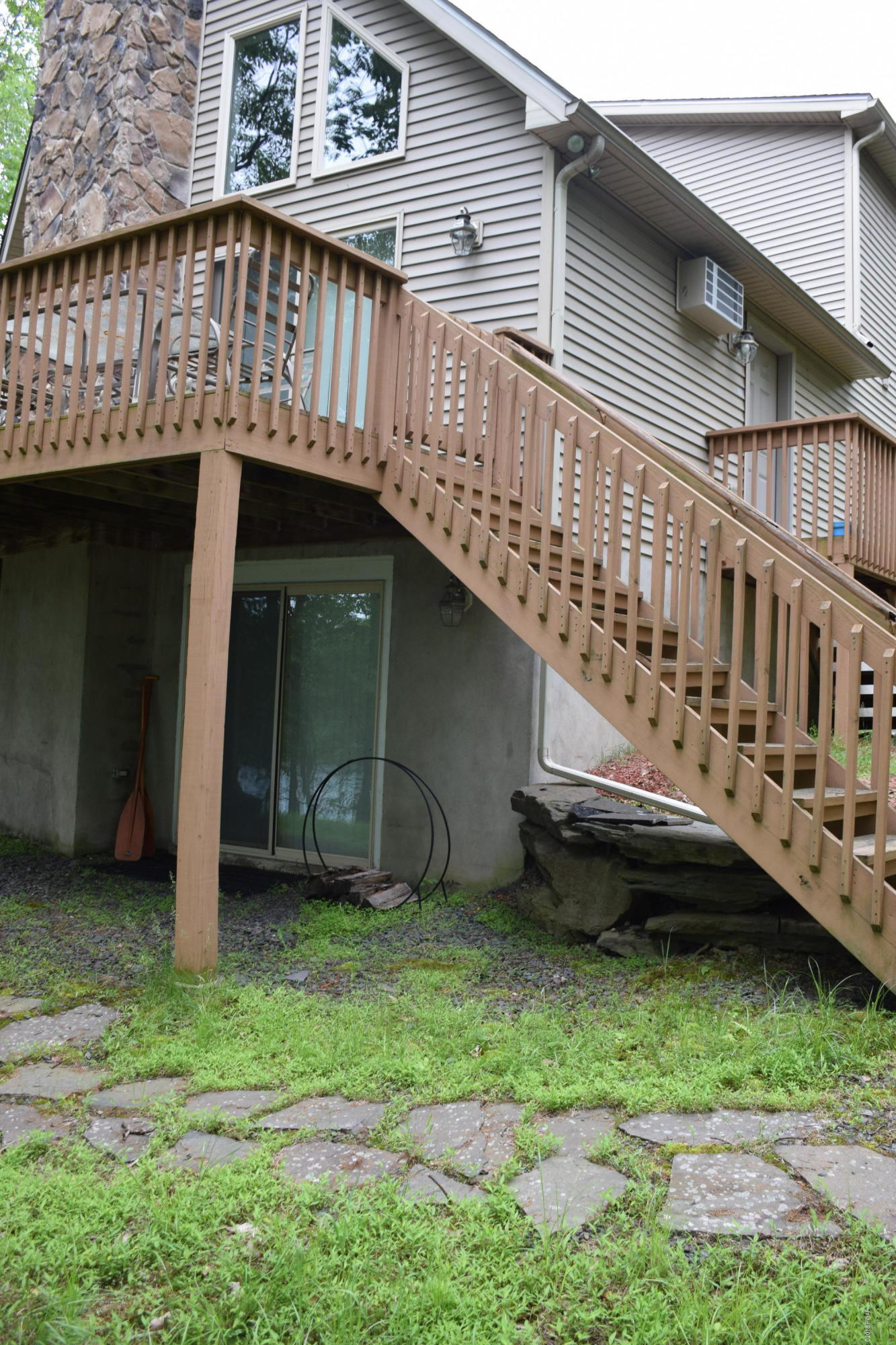 109 Mockingbird Court Bushkill, PA 18324 - Photo 8 of 54