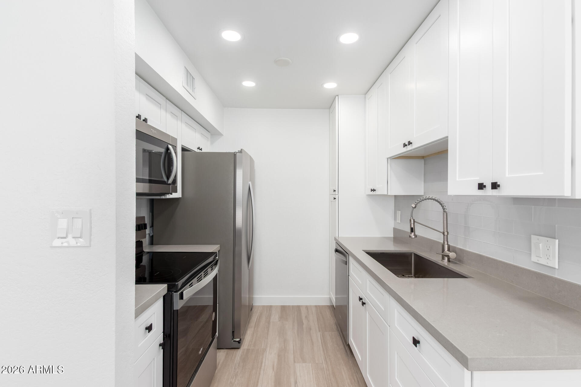 3500 North Hayden Road, Unit 1010 Scottsdale, AZ 85251 - Photo 19 of 28 019 - 09 - Hayden 3500