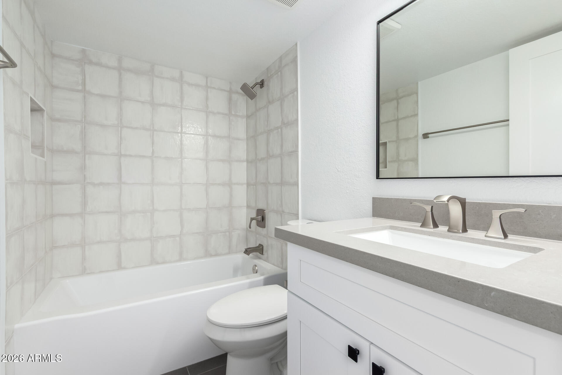 3500 North Hayden Road, Unit 1010 Scottsdale, AZ 85251 - Photo 8 of 28 008 - 19 - Hayden 3500