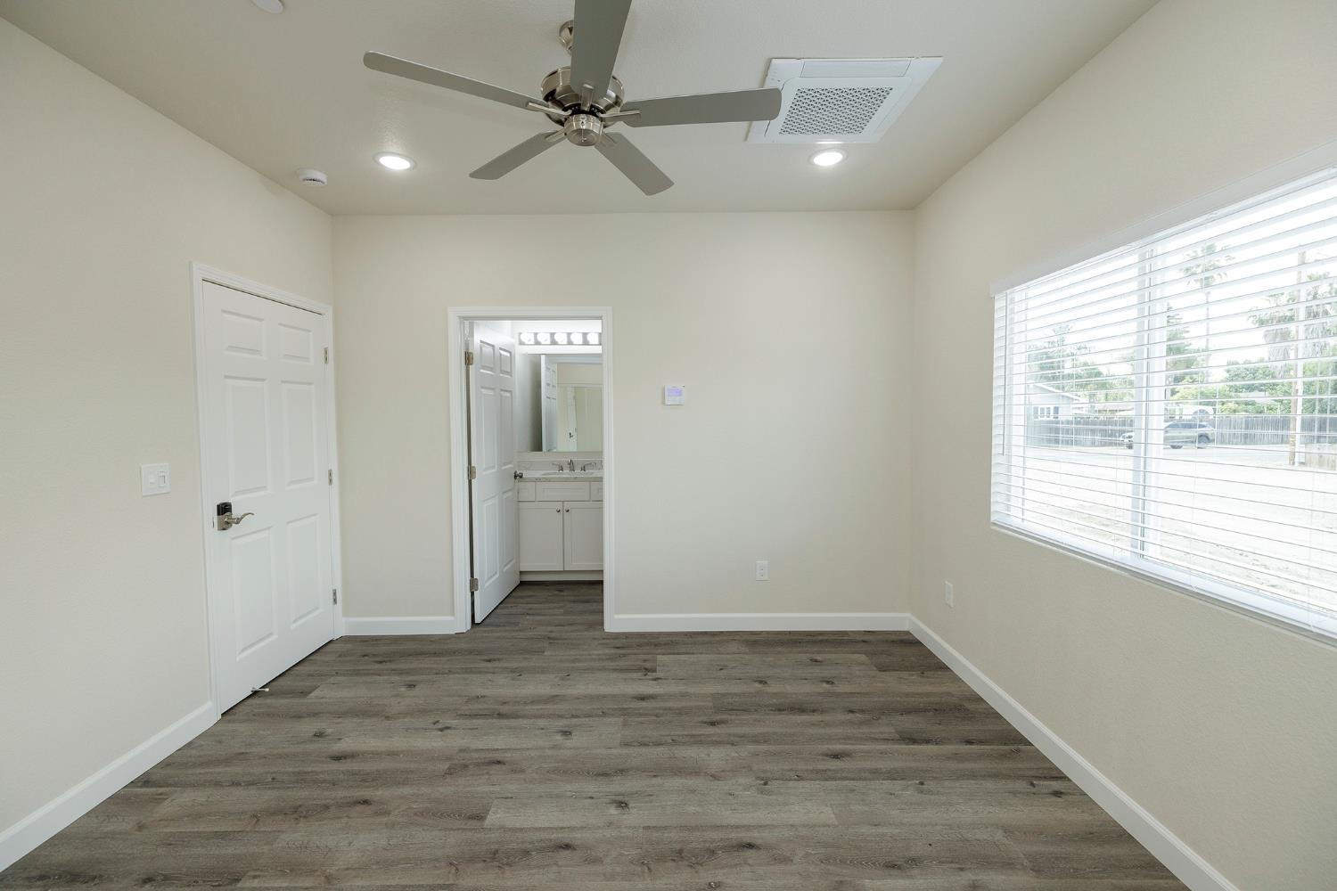720 North 2nd Street Patterson, CA 95363 - Photo 68 of 84 Suite 4