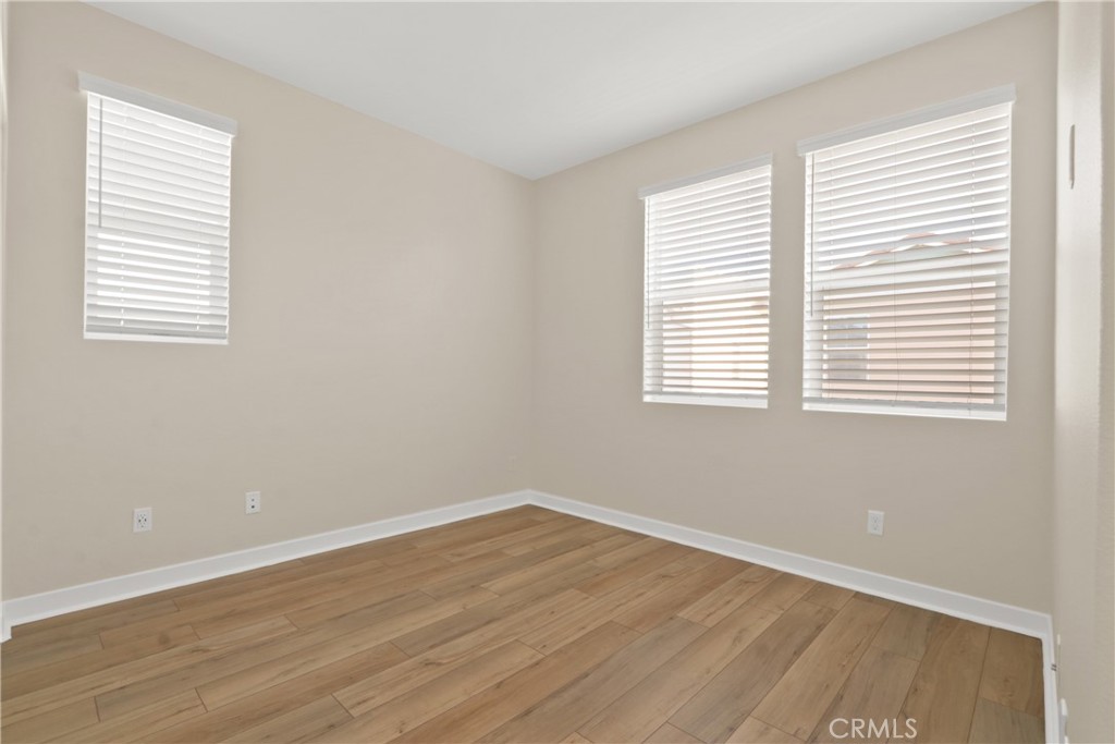 42 Welltree Way Rancho Mission Viejo, CA 92694 - Photo 28 of 33 Second bedroom - natural