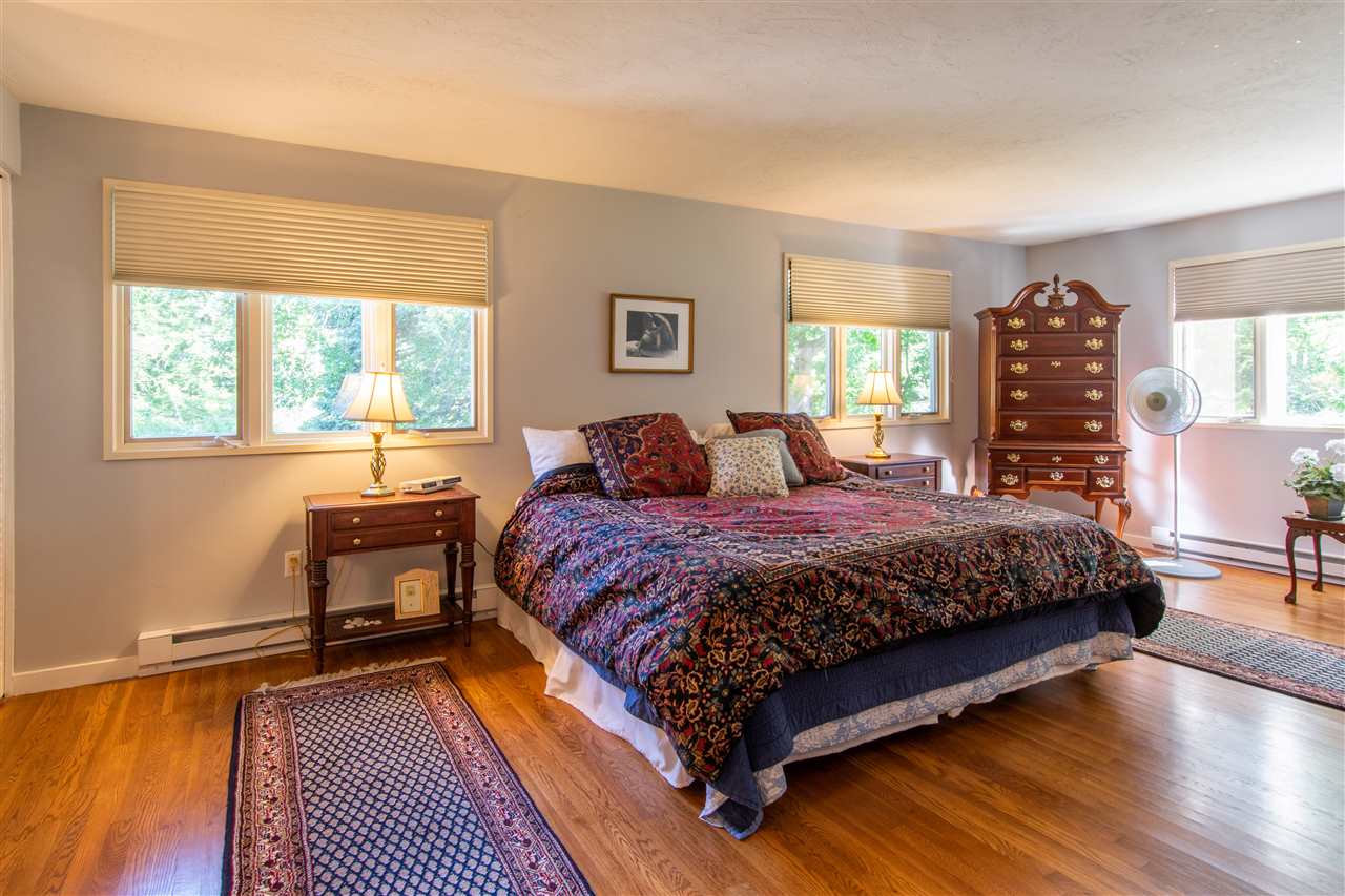 12 Storybrook Lane Amherst, NH 03031 - Photo 23 of 40