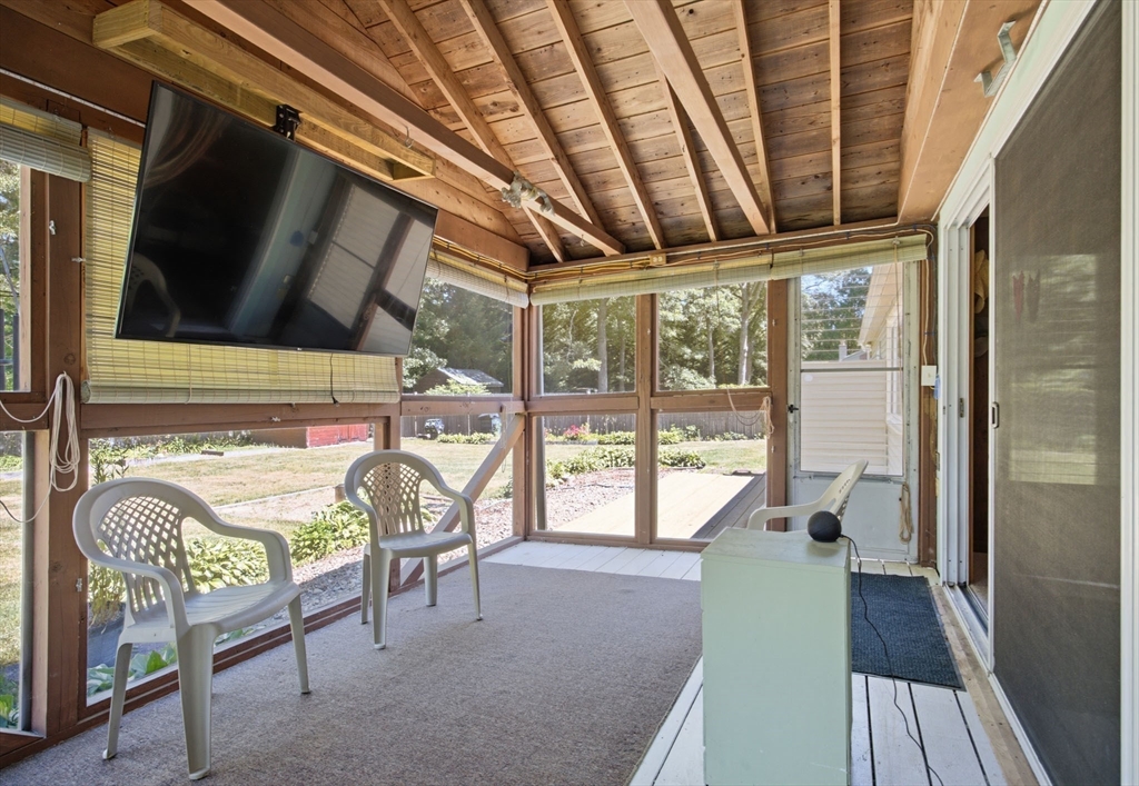 179 Sheaffer Road Barnstable, MA 02632 - Photo 9 of 33