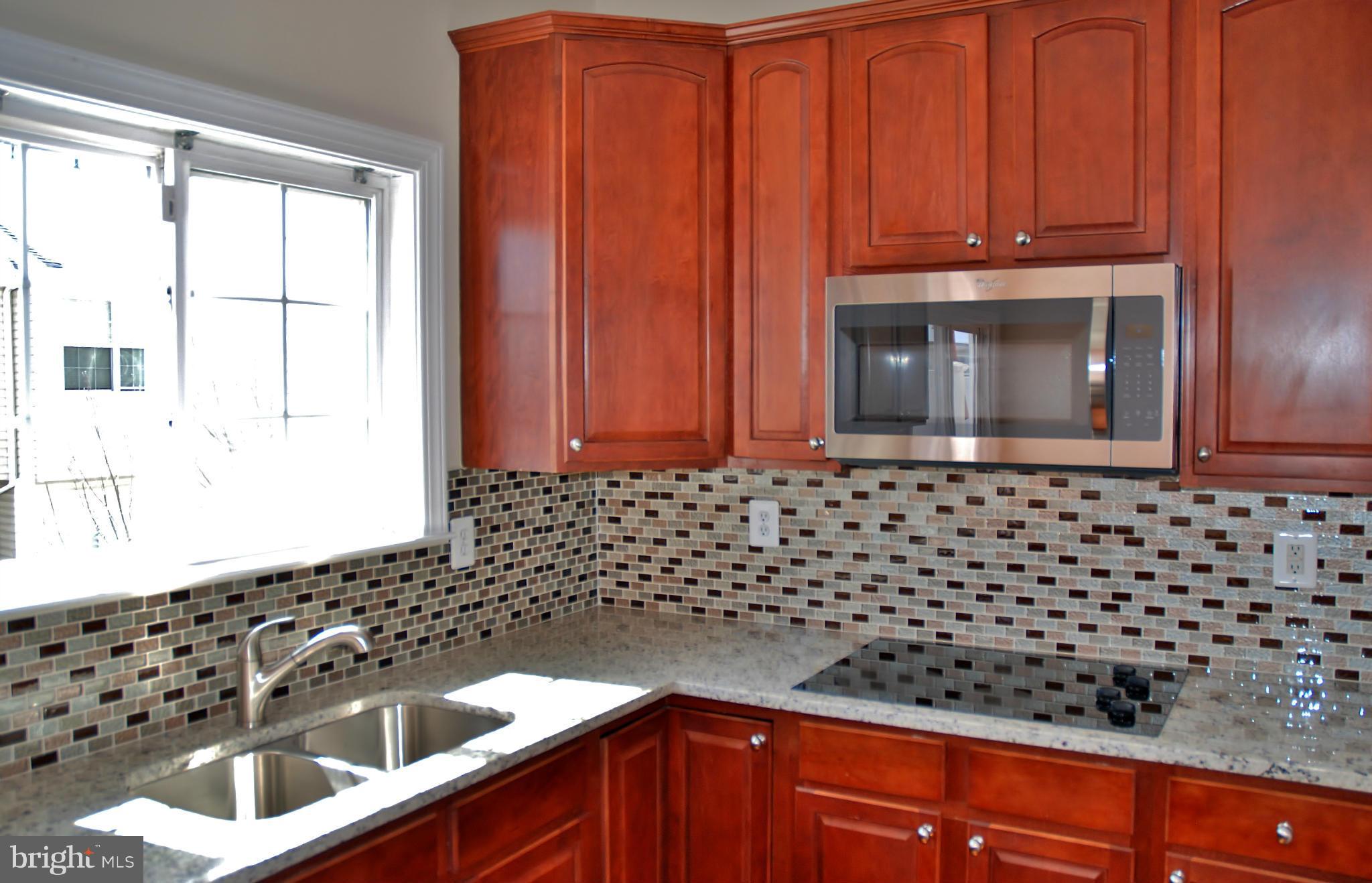 3305 Castle Ridge Circle, Unit 34 Silver Spring, MD 20904 - Photo 3 of 25 Kitchen