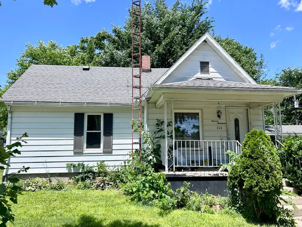 $65,000 | 714 Labee Street, Depue, IL 61322