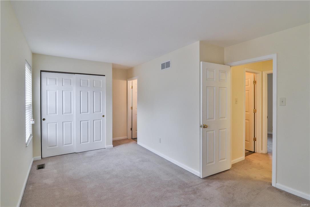 1651 Grant Road St. Louis, MO 63119 - Photo 21 of 32 Gallery Image 21