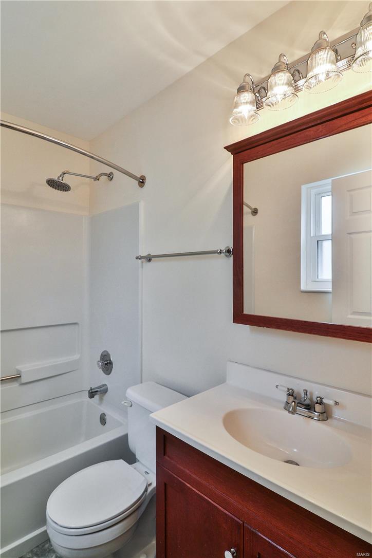 1651 Grant Road St. Louis, MO 63119 - Photo 23 of 32 Gallery Image 23
