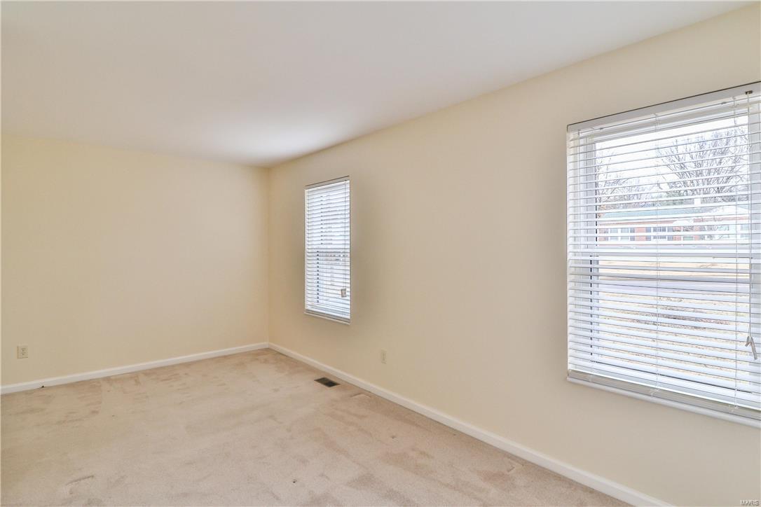 1651 Grant Road St. Louis, MO 63119 - Photo 24 of 32 Gallery Image 24