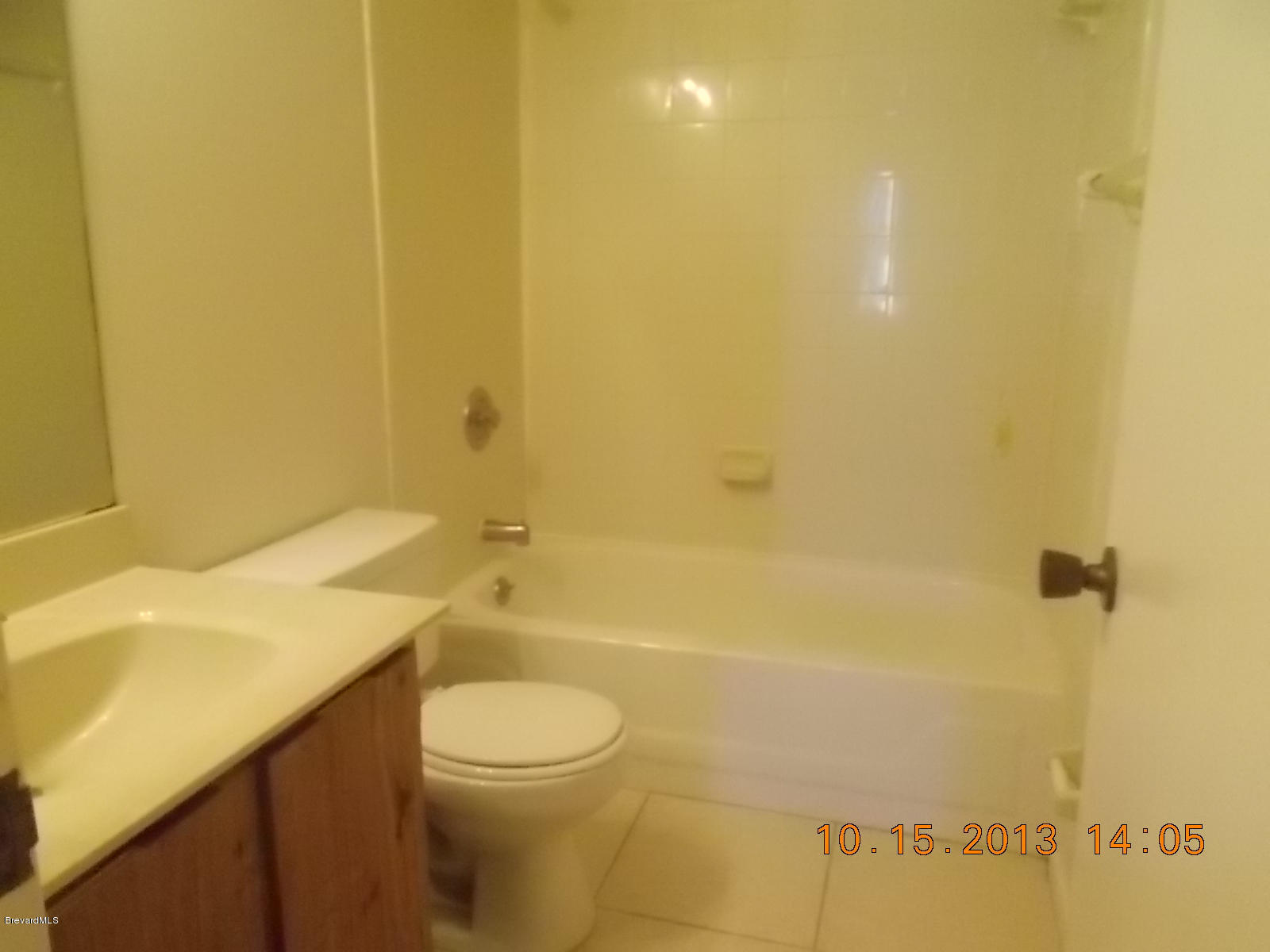 3213 Murrell Road, Unit 107 Rockledge, FL 32955 - Photo 3 of 7 Bathroom2
