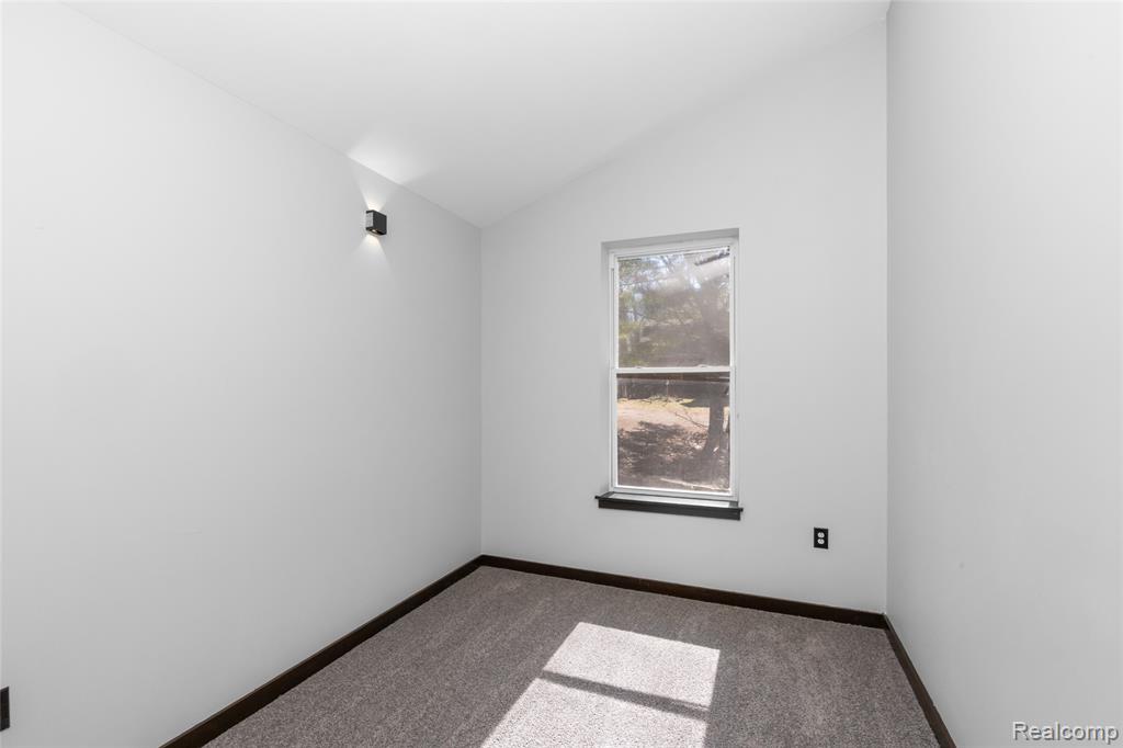 7841 Teahen Road Brighton, MI 48116 - Photo 37 of 65 Gallery Image 37