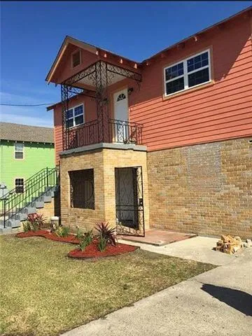 $1,300 | 4211 Downman Road, New Orleans, LA 70126