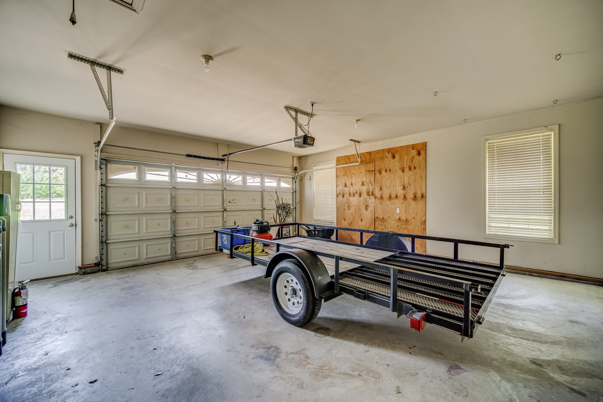 5160 Minnis Road Springfield, TN 37172 - Photo 25 of 31 a view of a room with gym equipment
