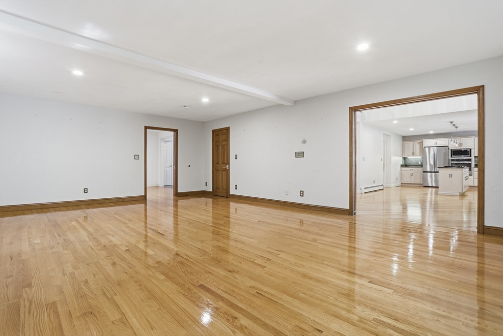 331 Prospect Street Framingham, MA 01701 - Photo 11 of 42