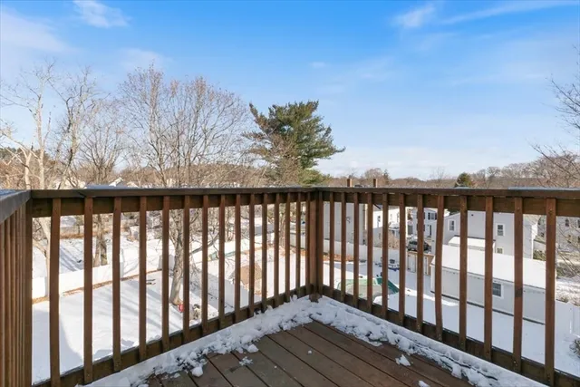 $2,400 | 129 Friend Street, Unit 3, Amesbury, MA 01913