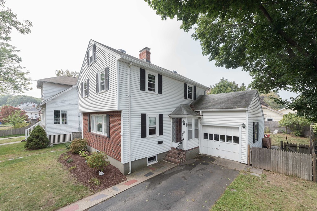 23 Algonquin Road Quincy, MA 02169 - Photo 1 of 26 Gallery Image 1