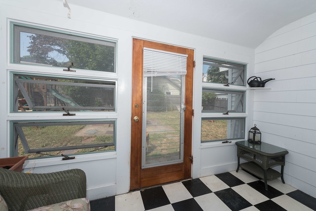23 Algonquin Road Quincy, MA 02169 - Photo 10 of 26 Gallery Image 10