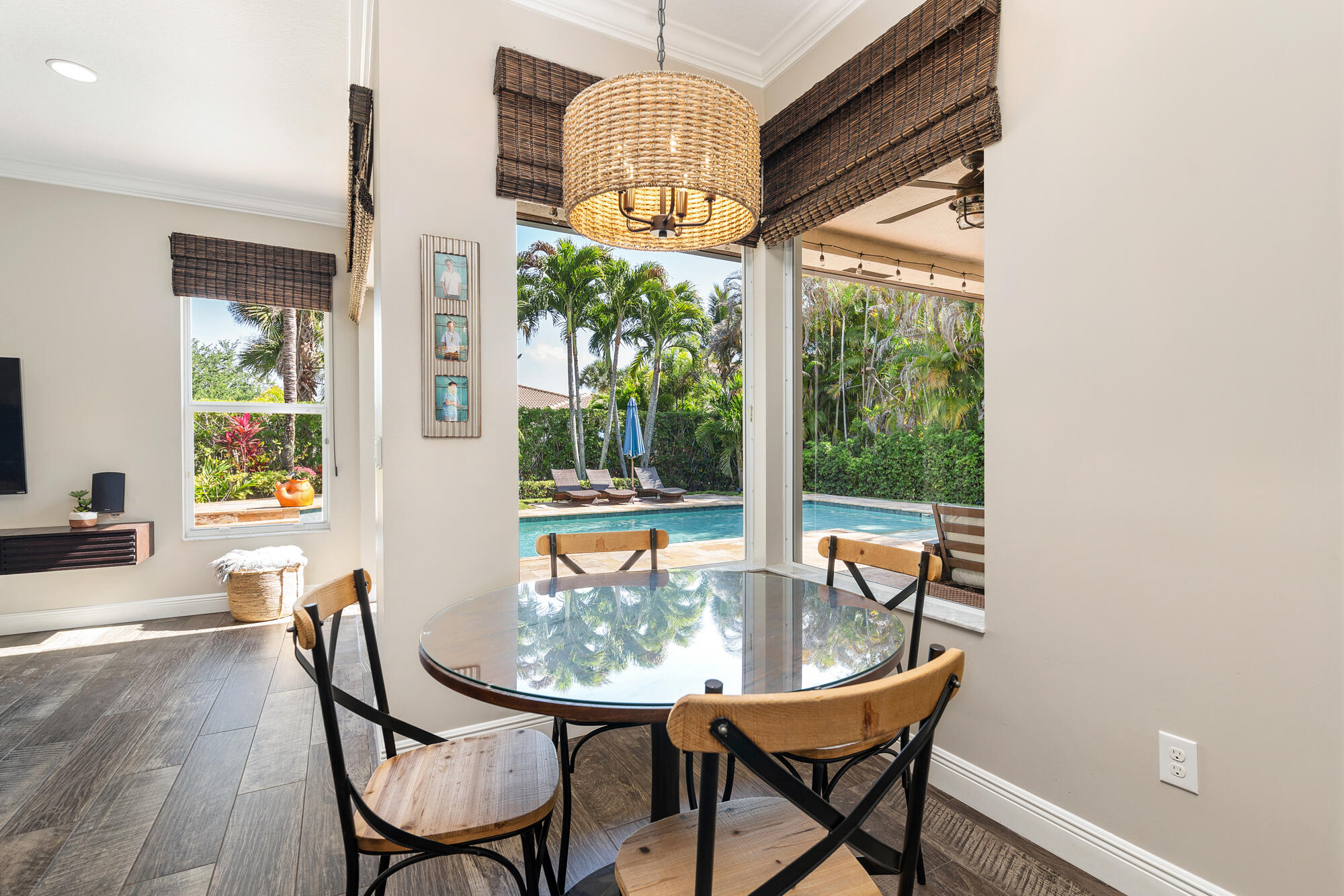 133 Citadel Circle Jupiter, FL 33458 - Photo 9 of 31 bbbb low-18