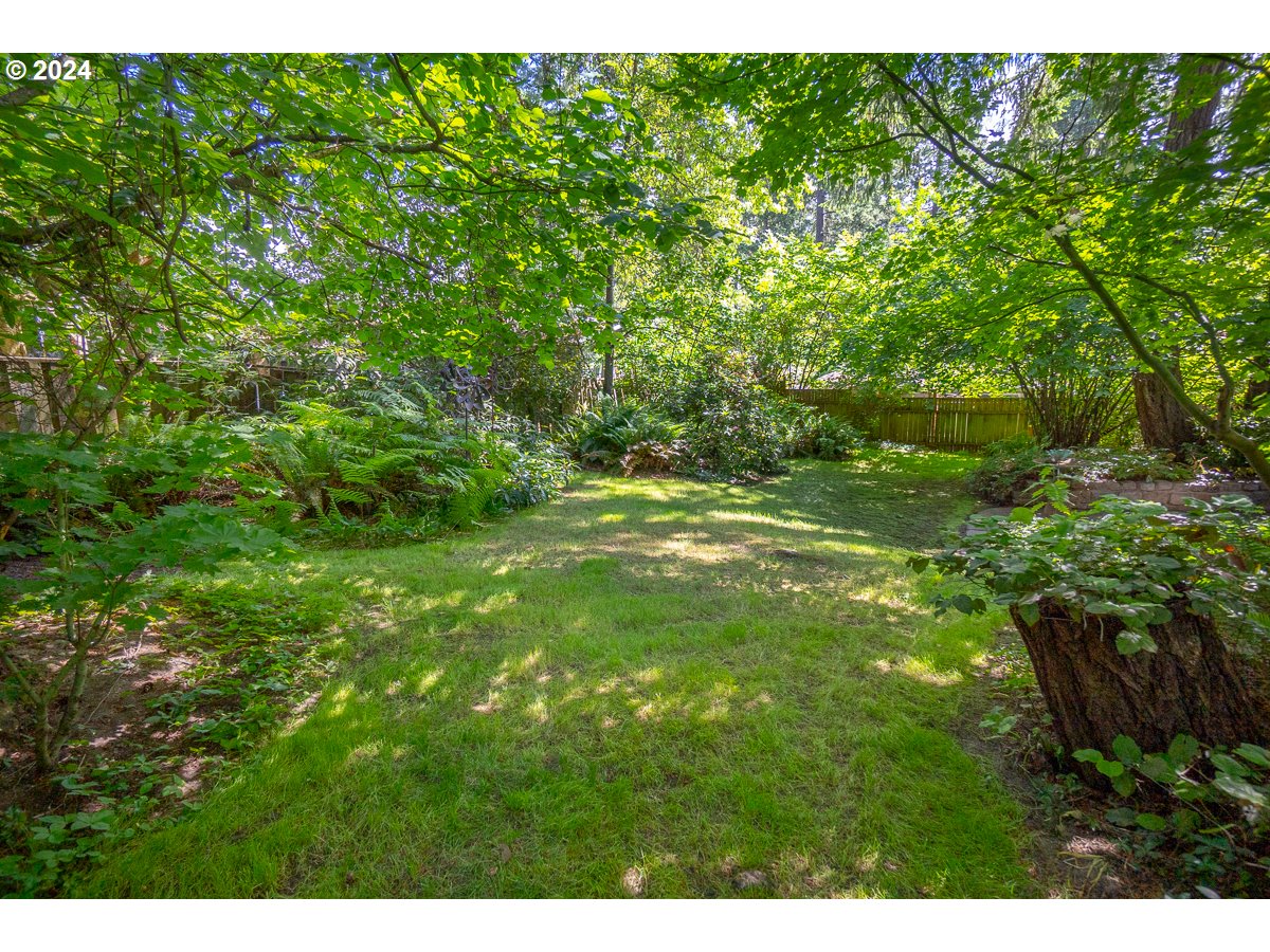 5745 Southwest Glenbrook Road Beaverton, OR 97007 - Photo 25 of 31 Gallery Image 25