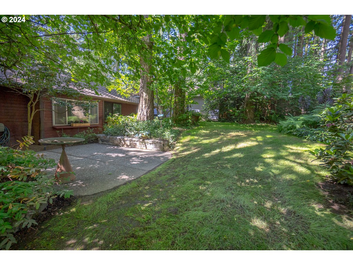 5745 Southwest Glenbrook Road Beaverton, OR 97007 - Photo 27 of 31 Gallery Image 27