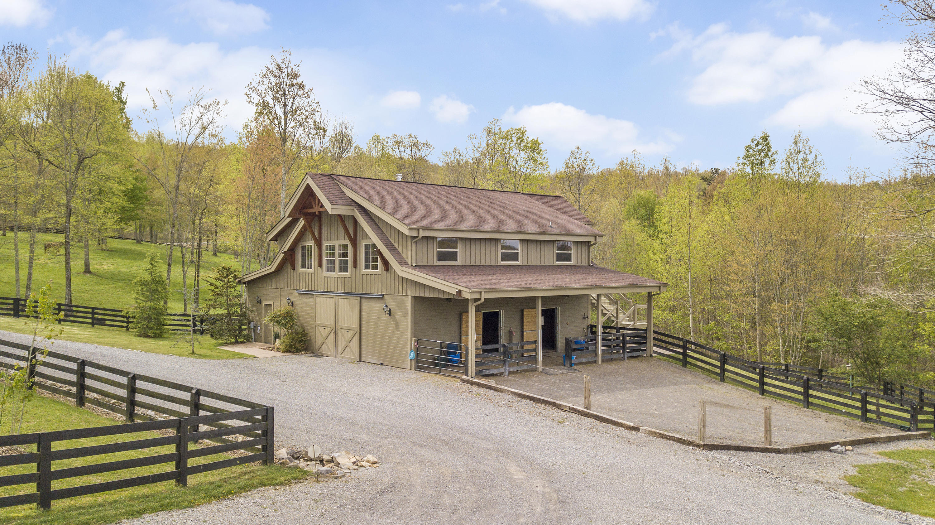 600 Roaring Creek Road Dunlap, TN 37327 - Photo 103 of 143 barn_1