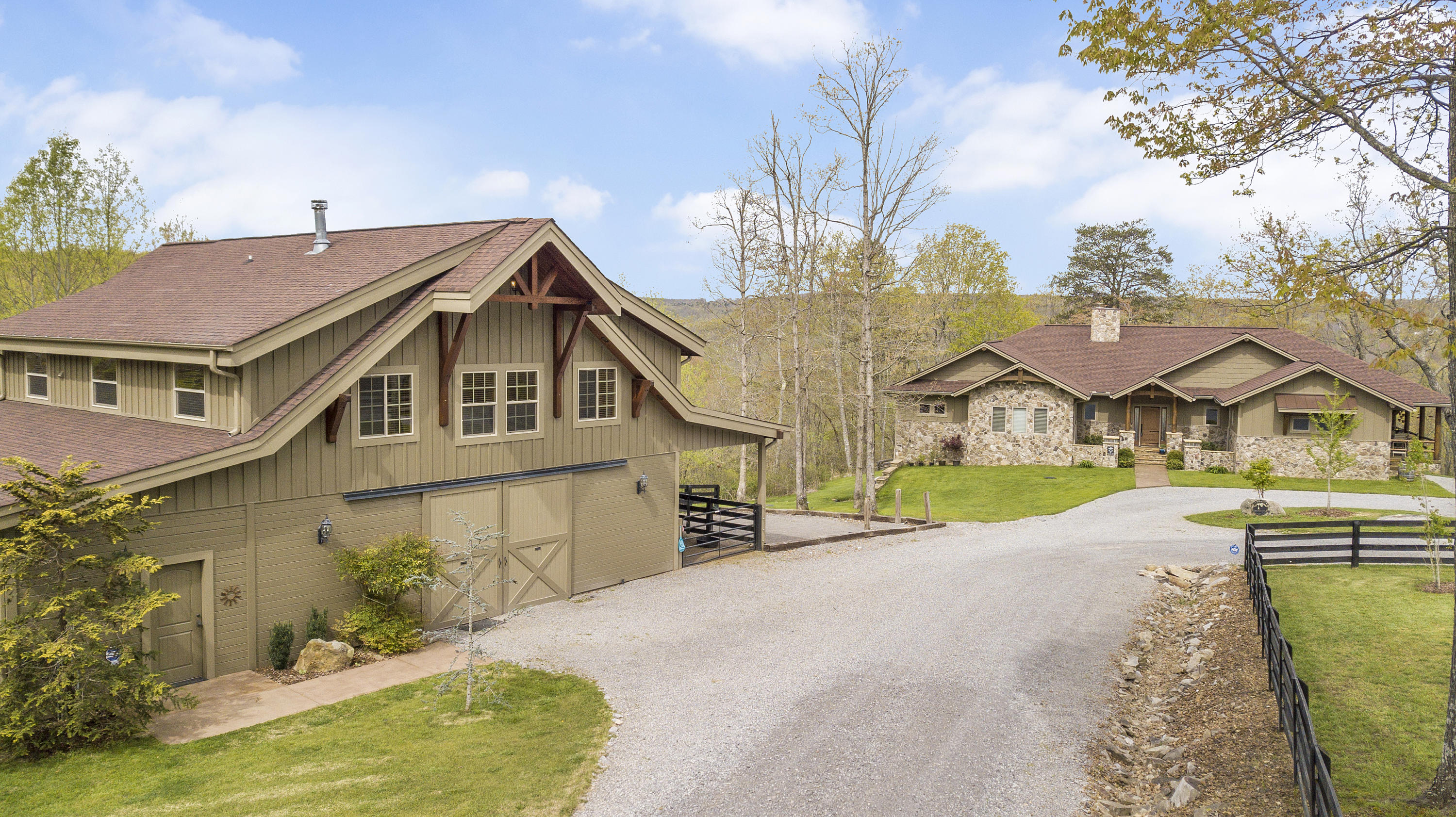 600 Roaring Creek Road Dunlap, TN 37327 - Photo 106 of 143 barn_4