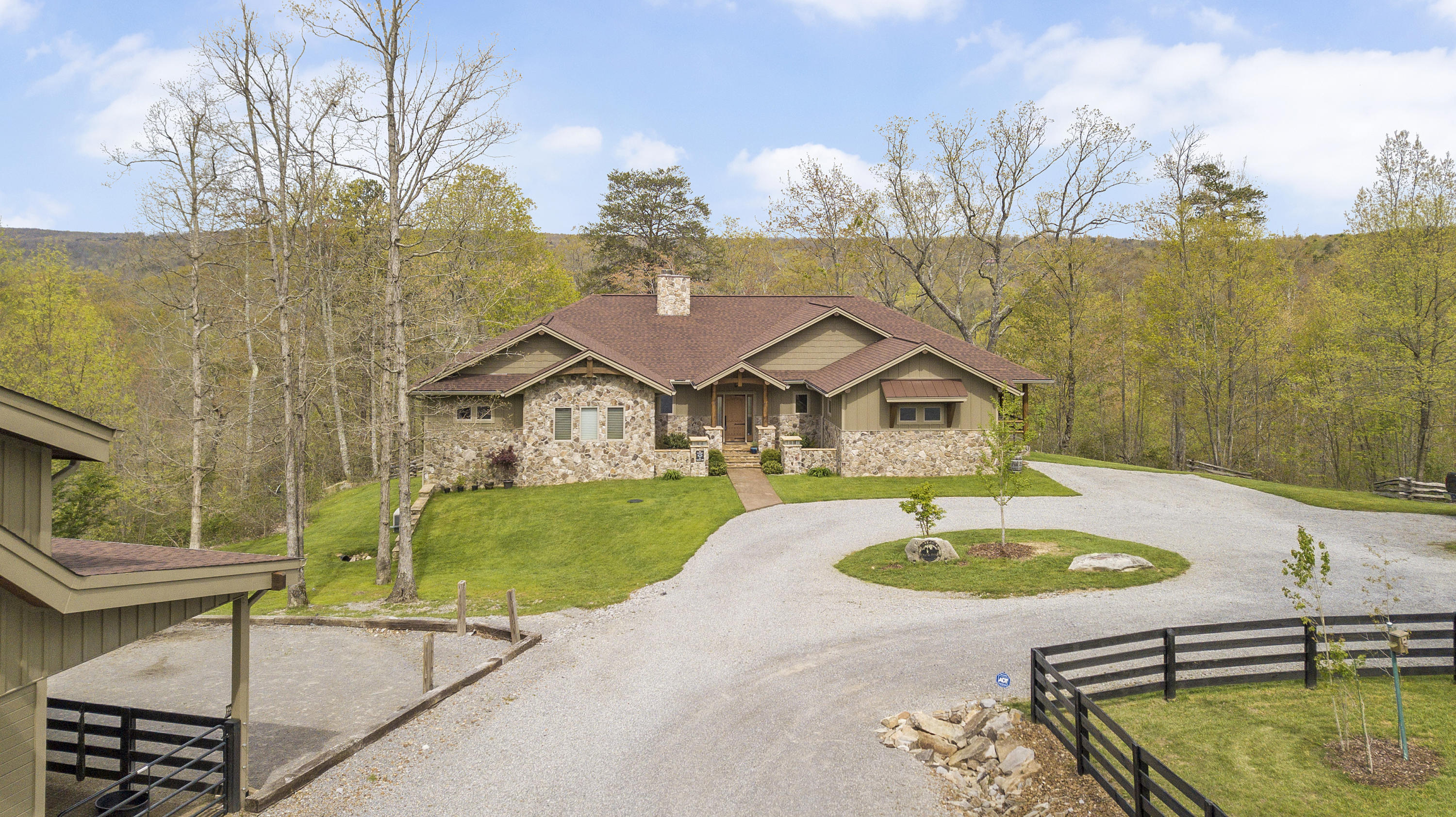 600 Roaring Creek Road Dunlap, TN 37327 - Photo 111 of 143 House_front_4